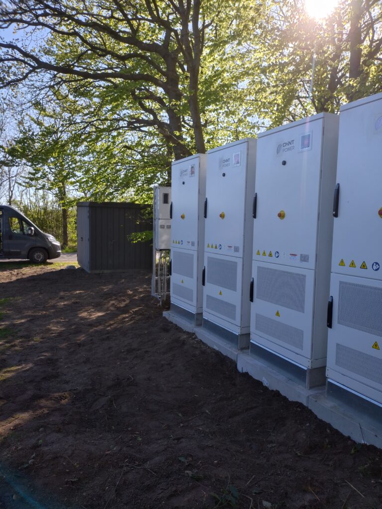 Bork Pelsdyrfarm – 250 kW stand-alone BESS i Hemmet